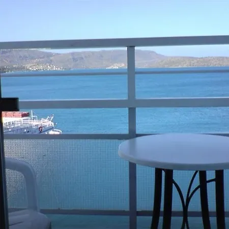 Aristea Hotel 3*