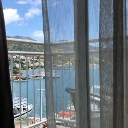 Hotel Aristea 3*
